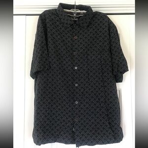 Nat Nast mens shirt. Navy Blue and White. Silk Blend. Size M